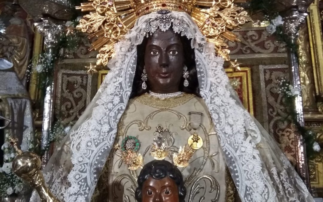 LA UNIÓN DE HERMANDADES OTORGA SU MEDALLA DE ORO A LA VIRGEN DE LA MERCED
