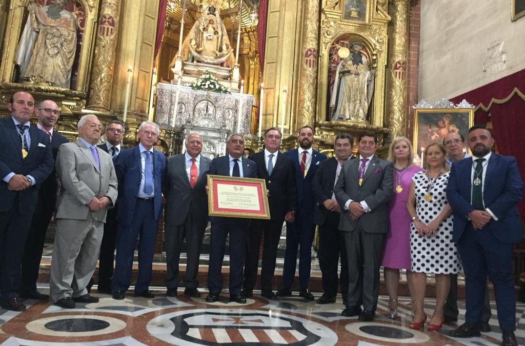 EL CONSEJO ASISTE A LA ENTREGA DEL VOLANTE DE ORO