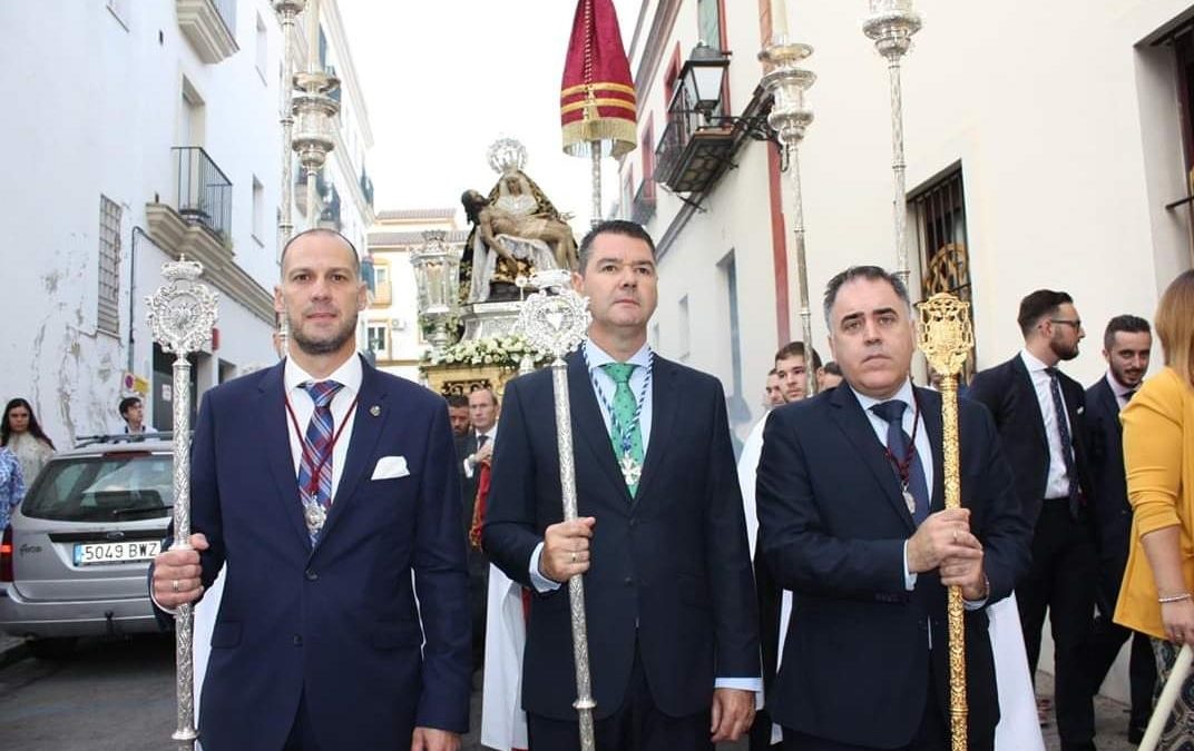 EL CONSEJO ASISTE AL ROSARIO DE ANGUSTIAS