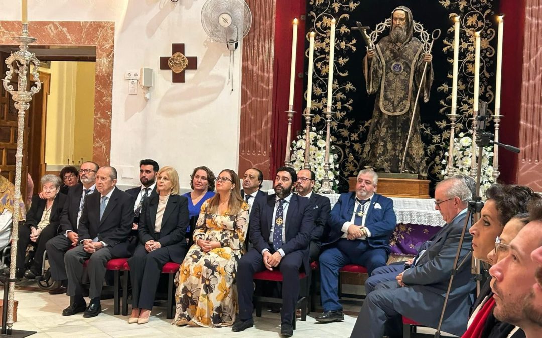 La Soledad coloca de nuevo su histórico azulejo