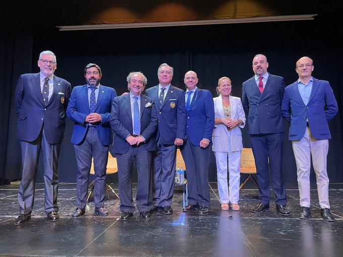 Una mesa redonda sobre ‘La responsabilidad social de las Hermandades’