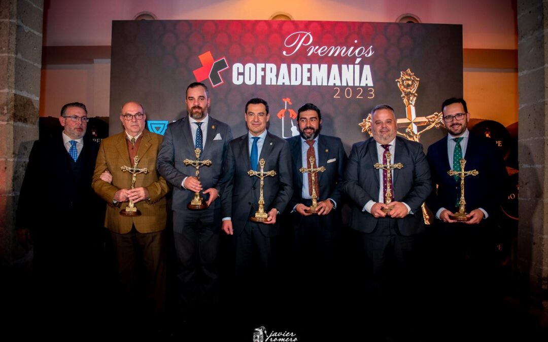 Los ‘Detalles Cofrademanía’ premian la recuperación del Sábado Santo